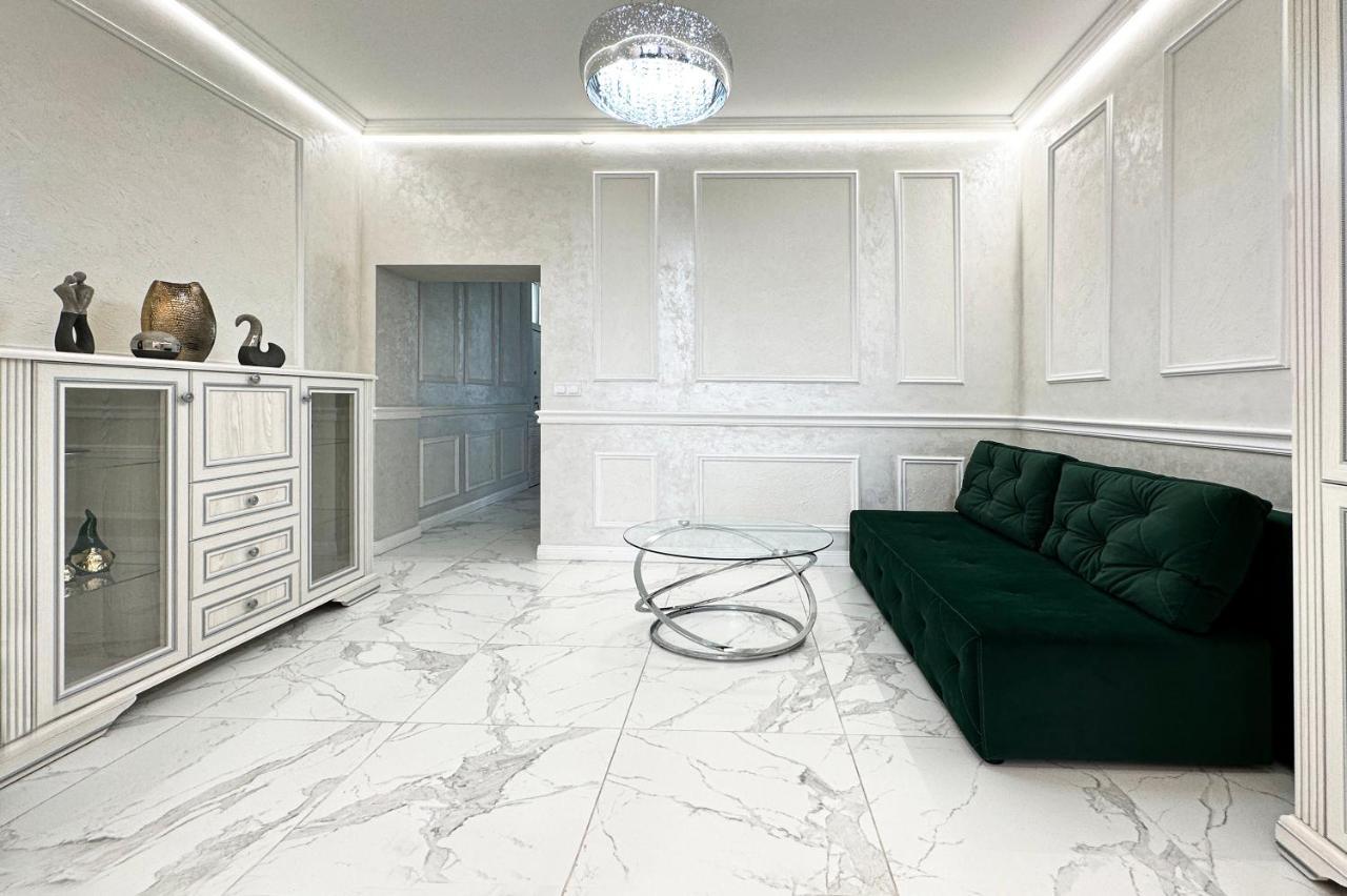 Tamanska Apartments Λβιβ Εξωτερικό φωτογραφία